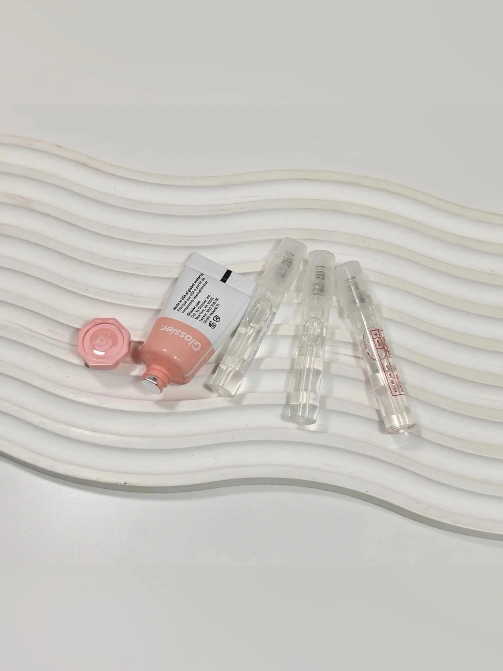 Glossier You Doux Fleur Cloud Paint Blush Puff Celebrate You Glossier Gift Set